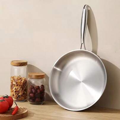 3 couches Poêle en acier inoxydable, convient à toutes les cuisinières, chauffage rapide et uniforme, convient aux plaques à induction, marmite, wok, lave-vaisselle, poêle antiadhésive, petite poêle, poêle antiadhésive avec couvercle, batterie de cuisine, poêle à nid d'abeille, ustensiles de cuisine modernes, poêle , poêle de haute qualité, articles de cuisine, batterie de cuisine polyvalente, poêle antiadhésive, utilisation par les chefs professionnels, cuisine quotidienne