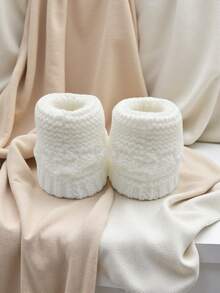 1 Pair Handmade Infant Knit Booties With Flower, White Infant Crib Shoes - Red - View 7