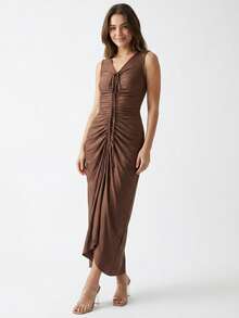 Elegant Pleated Halter Bridesmaid Dress, Made Of Highly Elastic Fabric - Brown - View 5