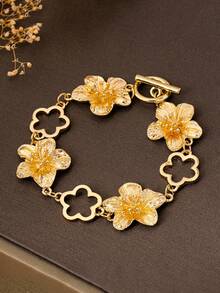 1pc Clover, Daisy Flower Shaped Geometric Metal Bracelet, Classic Casual Elegant Design For Daily Wear, Party, Beach, Bikini - Flower - View 5