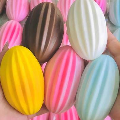 This Five-Color Coffee Bean Slow Rebound Squishy Is Soft And Elastic, With A Realistic Texture And Comfortable Hand Feel. It Can Effectively Relieve Stress And Relax, Suitable For Daily Decompression And Carrying Around.