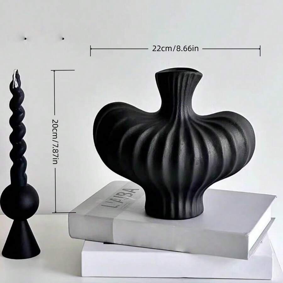 1个心形塑料艺术花瓶,高级装饰品,客厅鲜花展示桌面家居摆件,新年情人节斋月家居用品装饰品 - 1PC - 查看 1