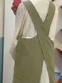 1件男女通用加大码橄榄绿轻薄交叉后背套头围裙，带口袋，简约现代风格纯棉易穿脱防污罩衫，适合多种场合 - 橄欖綠 - 查看 5