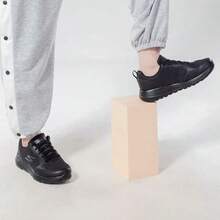 Skechers Zapatos casuales para caminar de malla transpirable y amortiguación para hombres - Negro - Ver 5