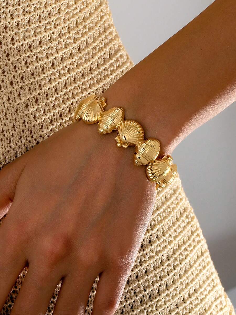 1 pieza Brazalete de aleación de zinc con diseño de concha de primavera, adecuado para mujeres, serie oceánica - Amarillo Oro - Ver 1
