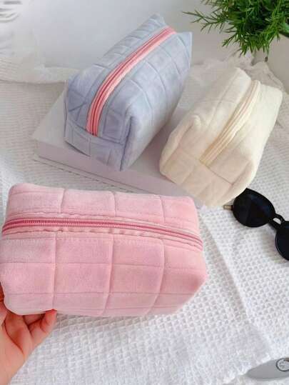 1pc Portable Travel Cosmetic Bag Large Capacity Crystal Fabric Makeup Organizer High End Beauty Case Skincare Storage Bag For Student Dorm