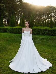 Elegant Strapless A-Line Wedding Dress With Chic Open Back In Satin – Sophisticated Floor-Length Bridal Gown Featuring A Flattering Corset Bustier, Daring Rear Cutout, And Lustrous Satin Silhouette, Perfect For Weddings, Christmas Galas, Halloween Balls, Formal Dances, Birthday Celebrations, And Special Evening Events. A Versatile Choice For Wedding Receptions, Holiday Parties, Anniversary Dinners, Luxury Getaways, Black-Tie Occasions, Cocktail Gatherings, Bridal Showers, Wedding Guest Attire, Graduation Formals, Homecoming Events, And As A Modern Bridesmaid Or Festive Evening Gown. - 白色 - 查看 2