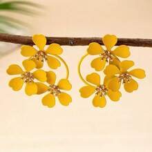 1 par de pendientes de flor de moda, adecuados para uso diario, nuevos y elegantes pendientes de flor retro dulces y exagerados para mujeres, pendientes de margarita de alta gama - Amarillo - Ver 2