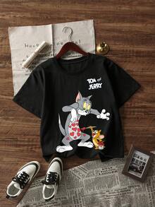 Whysmera SHEIN X Tom & Jerry Women's Summer New Joint Print T-Shirt, Made Of Skin-Friendly Breathable Shaping Material, Classic Cartoon And American Graffiti Fonts, Loose Fit Design, Anti-Aging Effect, Suitable For Daily Commute, Campus Outfit, Girlfriend Date, Anime Theme Party, Home And Other Occasions - Black - View 3