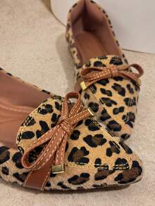 Women's Pointed Toe Flats With Comfortable Leopard Print Fur | Caramel Bow - Multicolor - View 8