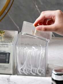 1个高透明密封防尘防水可堆叠亚克力化妆品收纳盒，适用于口红、发饰、化妆工具、护肤品、珠宝等，是浴室、宿舍、公寓、房车、居家使用的理想之选，也是送给女士和美妆爱好者的完美礼物，适合生日、圣诞节、母亲节、情人节等场合。 - 彩色 - 查看 4