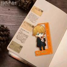 Warner Bros 1 pieza Regla marcapáginas con licencia oficial de Harry Potter, con personajes de dibujos animados como Harry, Malfoy, Snape, Ron, Hogwarts, para lectura, marcado de escritura creativa, para fans de Harry Potter o coleccionistas de marcapáginas - Harry Potter - Ver 9