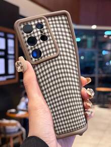 1个条纹格纹印花手机壳，带摄像头孔设计，防震，加厚，咖啡棕色，兼容安卓智能手机，例如三星Galaxy A55/A15/S21、S22、S23 FE、S24 Plus、S25 Ultra、SMART 8 Pro、荣耀、一加等。 - 棕色 - 查看 2