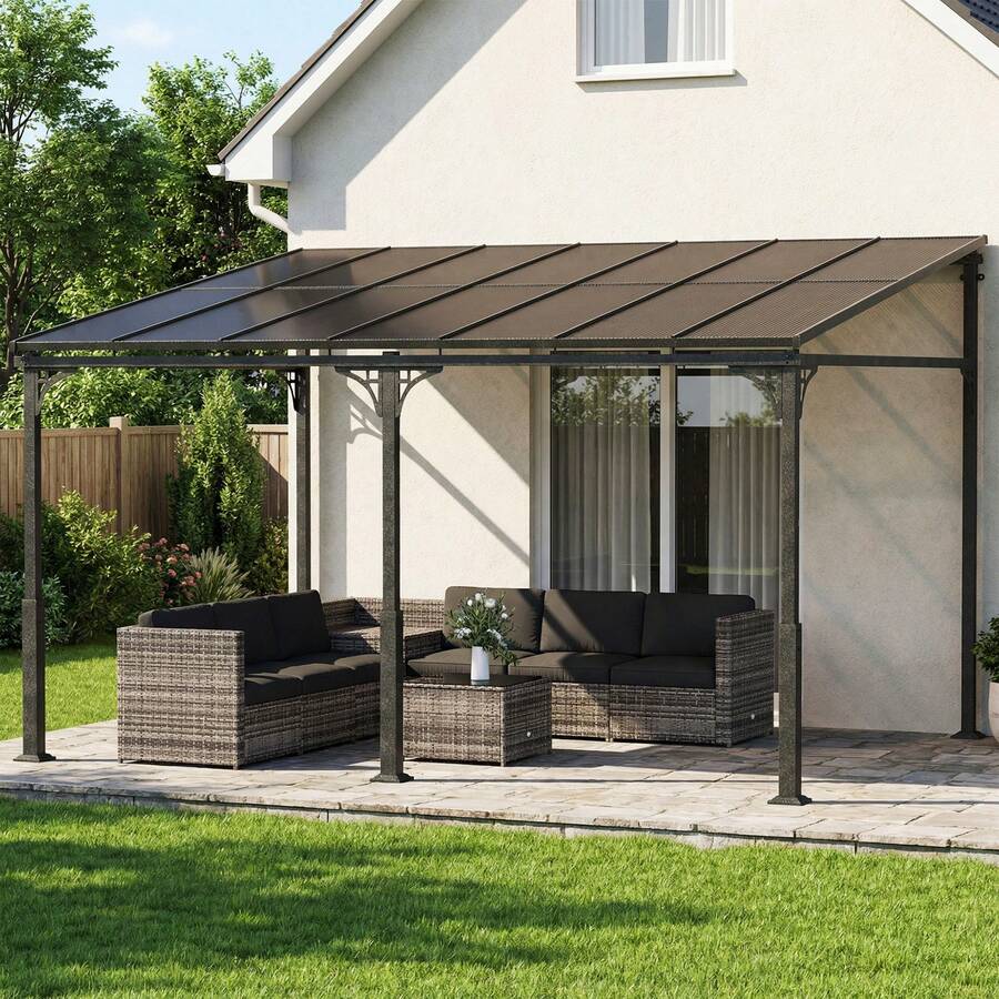 Outsunny Pergola Addossata 4x3m con Tetto in Policarbonato, Gazebo Pergolato da Giardino in Metallo e Alluminio con Viti, per Esterno, Terrazza e Patio, Protezione UV, Marrone