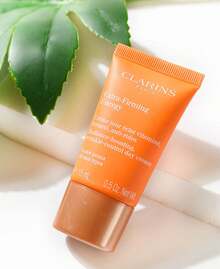 Clarins 15毫升强效紧致亮肤抗皱日霜 - 15ml - 查看 4