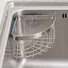 1 cái giá đỡ góc bồn rửa bằng kim loại có giác hút, giá đựng miếng bọt biển và len thép cho nhà bếp, rổ thoát nước, giá đựng đồ trên mặt bàn không cần khoan. - Xem 7