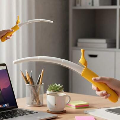 Espada retráctil de plátano con varita de plátano impresa en 3D, réplica de plástico realista de plátano, accesorio novedoso para juegos de roles, cosplay, fiestas de disfraces, Halloween, eventos temáticos y actuaciones en el escenario, diseño divertido y creativo para niños, niñas, hombres y mujeres, material ligero y de plástico, fácil de llevar y usar, regalo perfecto para bromas y bromas, excelente para recuerdos de fiesta, carnaval, celebraciones festivas y actividades de entretenimiento, accesorio de disfraz interesante y único para todas las edades