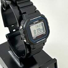 Casio 卡西欧女士黑色树脂手表 LA-20WH-1C，带计时和闹钟功能 - 黑色 - 查看 1