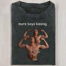 Vintage Connor Storrie Ilya Rozanov More Boy Kissing Shirt, Sports Graphic Tee, Retro Bootleg Style - màu đen - Xem 1