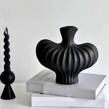 1个心形塑料艺术花瓶，高级装饰品，客厅鲜花展示桌面家居摆件，新年情人节斋月家居用品装饰品 - 1PC - 查看 10