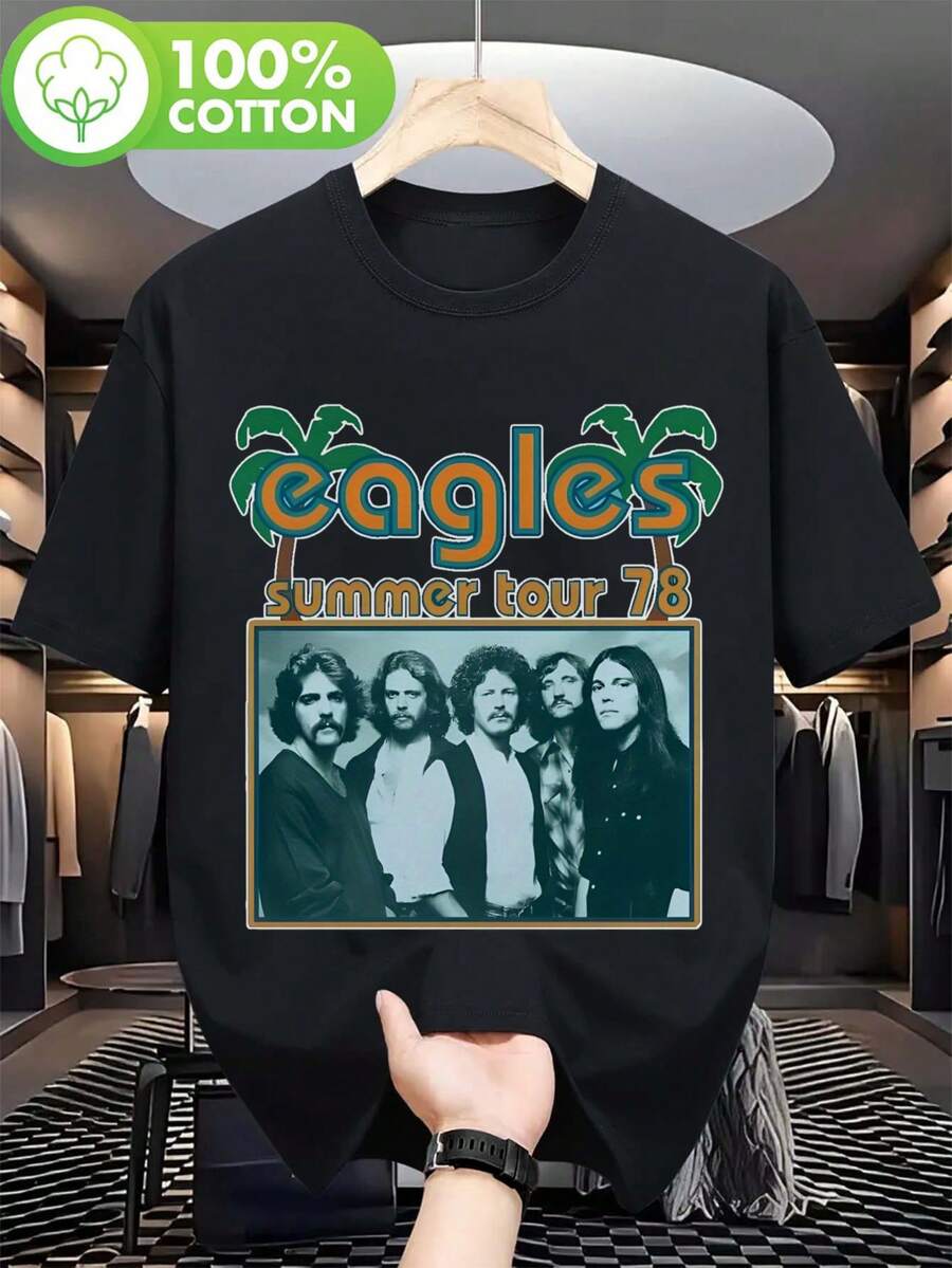 Men'S Retro Rock Band Pattern T-Shirt| Eagles Band Summer Tour '198.12Cm Design With Palm Trees And Retro Photos, Black Crew Neck Short Sleeve, Casual Summer Wear, Suitable For Music Lovers, Beach, Travel, Or As A Gift, Slight Stretch Fabric - 黑色 - 查看 1