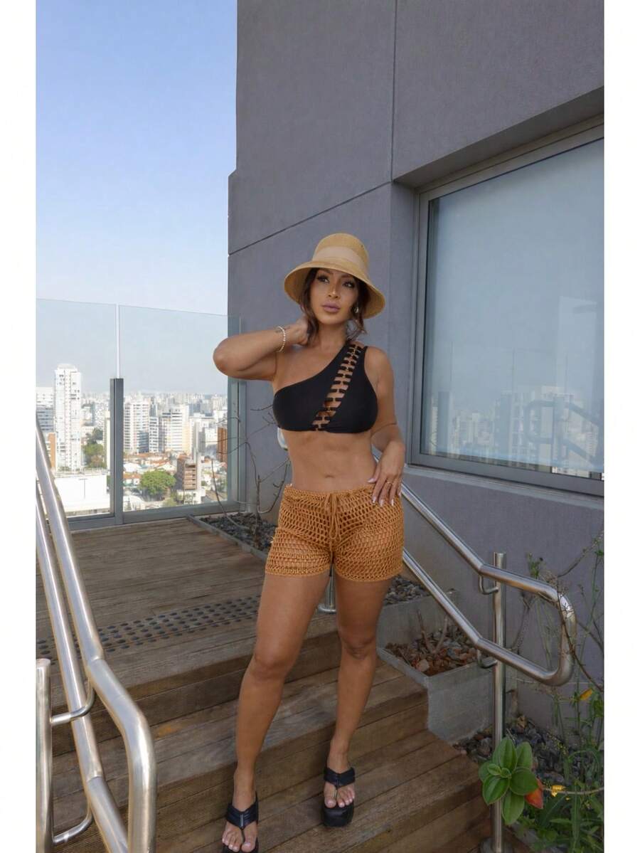 Saída De Praia Short Rendado Em Tricô Vazado Amarração Ajustável  Leve Estiloso - Castanho - Visão 1