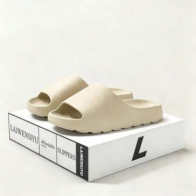 2026 New Autumn Men's Comfortable Outdoor Slippers, Casual Beach Wear, Minimalist Design