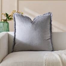 1 pièce Housse de coussin décoratif à gland de couleur unie en velours gris clair (insert de coussin non inclus), housse de coussin carrée, décoration de vacances pour la maison, tissu doux et confortable de type lin, décoration moderne pour le canapé, la chambre, le dortoir - Gris pâle - Voir 9