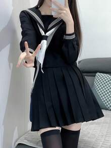 一套日式学生制服套装 - 黑色衬衫 + 黑色裙子 + 领带 水手服，可爱校园JK制服，适合毕业照、角色扮演、化妆派对、花园约会、情人节等场合。 - 黑色 - 查看 12