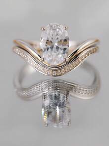 两枚S925纯银2.5克拉椭圆形莫桑石波浪形叠戴戒指，新娘结婚订婚戒指套装，求婚、结婚、周年纪念、情人节礼物的理想之选 - 彩色 - 查看 2