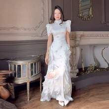 Women's High Neck Maxi Dress With Puff Sleeves, Ruffle Trim, And Pattern Print - 白色 - 查看 2