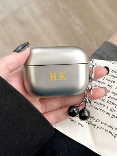 Customized Name Initial Earphone Protective Case (With Cherry Pendant) - Silver Electroplated Earphone Protective Case Suitable For AirPods 4th Gen, Pro, New 2nd/3rd Gen, Soft Protective Case Compatible With Apple Earphones, Electroplated Earphone Protective Case, Valentine's Day Gift