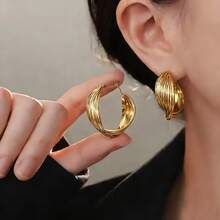 1 Pair Retro Hong Kong Style Big Hoop Earrings, Suitable For Valentine's Day Gift, Dating, Banquet, Party, Wedding And Other Occasions - Yellow Gold - View 6