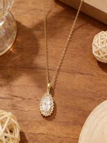 1 chiếc dây chuyền mặt dây chuyền hình giọt nước đính đá Cubic vàng sang trọng, thiết kế sáng tạo, phong cách cổ điển tối giản thanh lịch, phù hợp cho các cặp đôi, dạo phố, hàng ngày, dự tiệc, ngày lễ, làm quà tặng (Đóng gói trong túi OPP) - Vàng - Xem 3