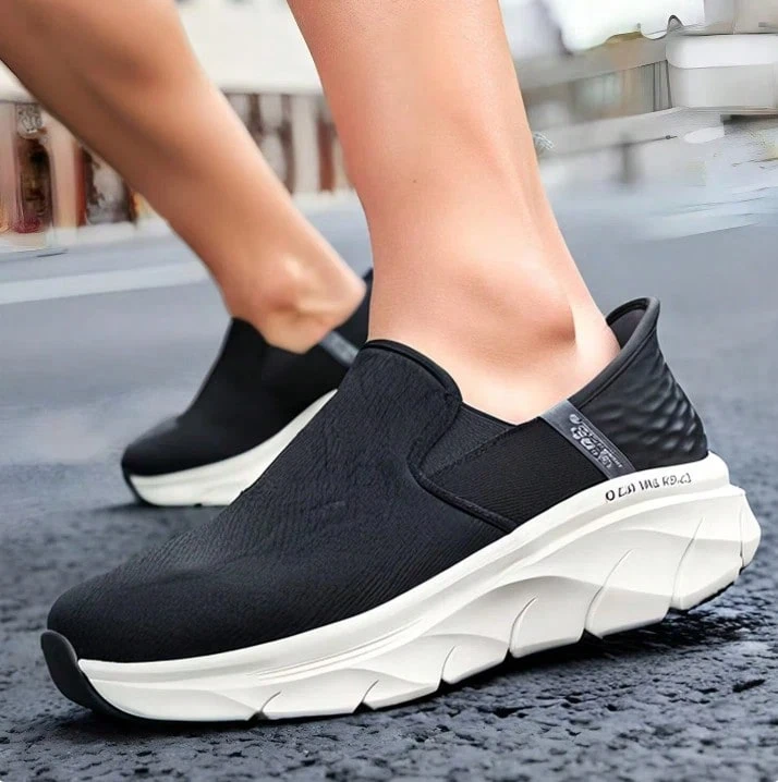 Skechers Men's Lightweight Sports Casual Slip-On Walking Shoes - Black - View 1