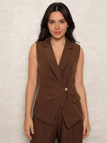 Tailored Vest And Wide-Leg Trousers Set With Decorative Closure, Made Of Louis Twill Fabric With Pockets. An Elegant And Powerful Look For Work, Events, And Meetings. A Sophisticated Two-Piece Set For Women Who Value Style And Confidence. - 棕色 - 查看 4