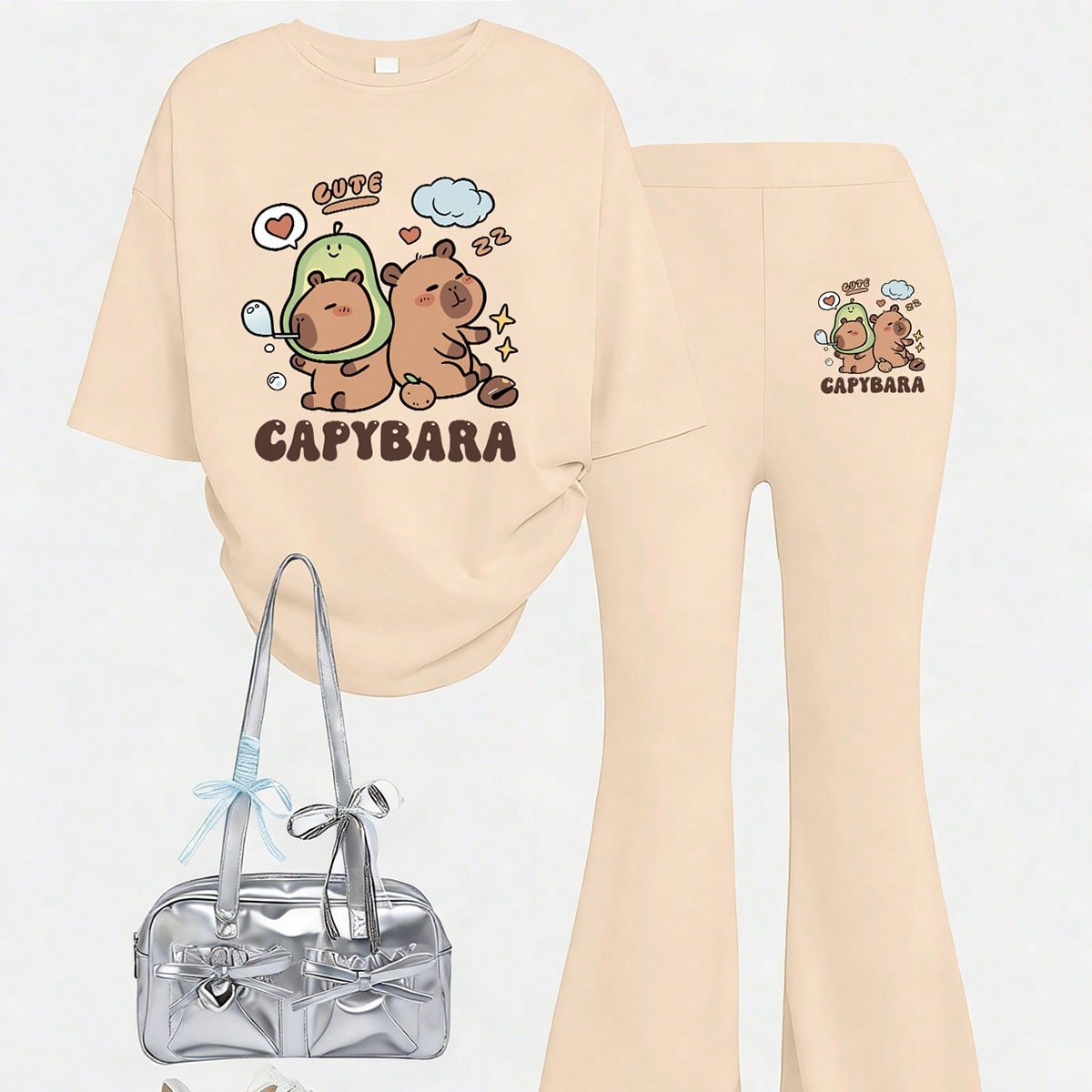 Set de 2 piezas de camiseta de manga corta con estampado de capibara de dibujos animados y pantalones acampanados para niñas, conjunto de verano suav
