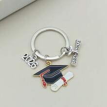 15 piezas/set Llavero con colgante de sombrero de graduación y número 2026, adecuado para regalos de recuerdo de graduación - Multicolor - Ver 3