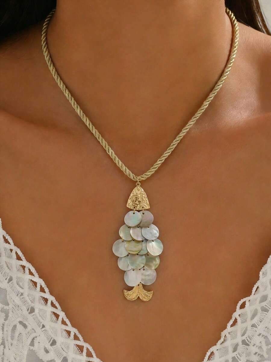 1pc Spring/Summer Personalized Lively Fish Pendant Necklace, Casual Beach Vacation Wear For Women - Multicolor - View 1