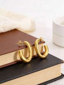 一对镀金极简主义C形圆形优雅耳环 - 金色 - 查看 4