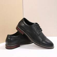 Men's Formal Wingtip Dress Shoes – Classic Oxford Business Shoes Available In Standard & Wide Fit - 經典黑色 - 查看 4