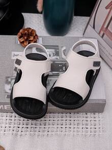 1 Pair Unisex New PU Hook And Loop Design Flat Cute Sandals, Non-Slip Toddler First Walking Shoes, Children Beach Shoes Suitable For Summer - Beige - View 5