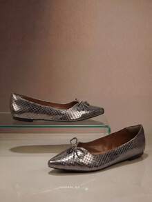 Women's Pointed Toe Flats Comfortable And Soft Modern Elegant Top Lizard Old Silver | Bow - 灰色 - 查看 4