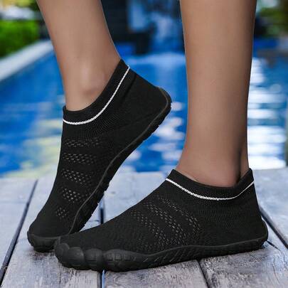 Women's Lightweight And Breathable Wading Shoes, Upstream Shoes, Suitable For Indoor Fitness, Outdoor Walking, Yoga And RunningWomen's Lightweight Breathable Water Shoes, Aquatic Sports Footwear, Suitable For Indoor Fitness, Outdoor Walking, Yoga And Running, Surfing, Skateboarding, Diving, Swimming.