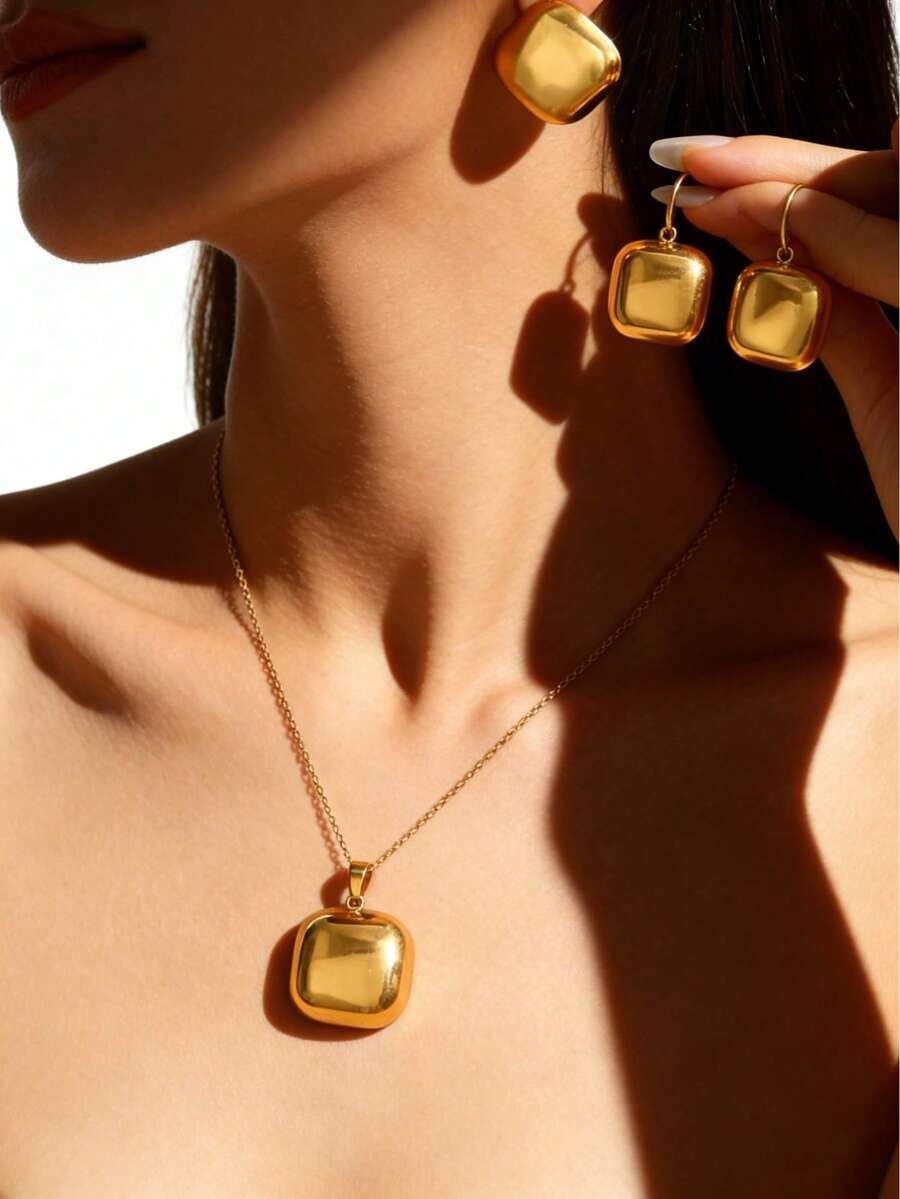 VceTd 1 Set Minimalist Geometric Cube Pendant Necklace And Earrings Jewelry Set, Metal Cube Pendant Jewelry, Exquisite Jewelry, Elegant Personalized Design, Suitable For Daily Wear, Festivals, Valentine's Day, Family Occasions - Yellow Gold - View 1