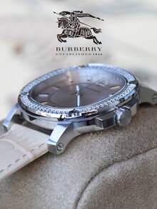 Burberry Reloj de cuarzo Britain con bisel de cristal de acero inoxidable color champán - Plateado - Ver 11