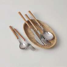 24/30 piezas Juego de cubiertos de acero inoxidable, juego de vajilla con mango de madera falsa (cuchillo, tenedor, cuchara) - Plateado - Ver 4