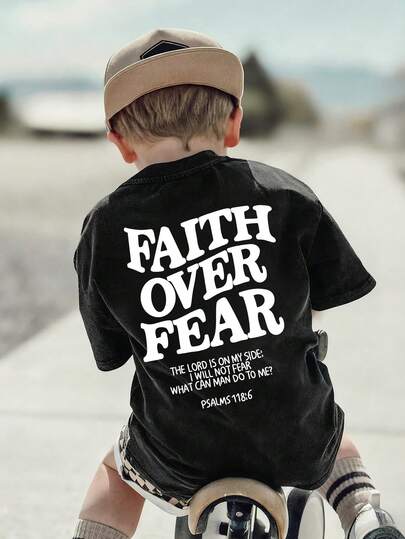 男童及青少年夏季圆领短袖T恤 - 舒适透气，户外探险爱好者的理想之选！印有“信念战胜恐惧”图案