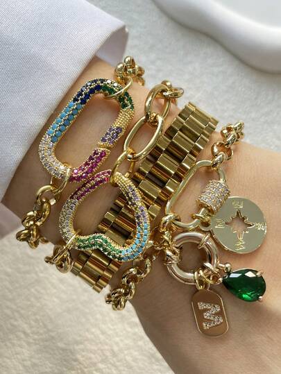 1 adet Altın Harf Bileklik, Zümrüt ve Renkli Elmas Kalp Tokalı, Paslanmaz Çelik Zincir, İş, Günlük Yaşam, Parti, Ziyafet, Balo ve Diğer Etkinlikler İçin Uygundur, Kadınların Eşsiz ve Lüks Cazibesini Tam Olarak Sergiler