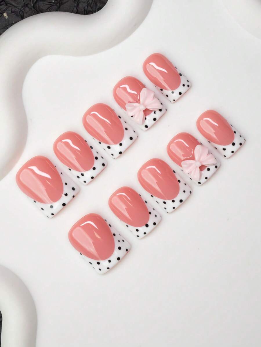 10片方形手工美甲贴片，Y2K 酷炫风格，裸色和白色法式贴片，波点、蝴蝶结装饰，闪亮美甲贴片，适合派对、婚礼、日常佩戴，包含工具包，是送给女性和女孩的绝佳礼物。 - 彩色 - 查看 1